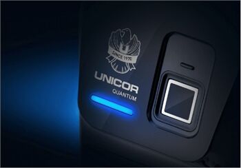 Khóa cửa vân tay Unicor UN-7200BK-F