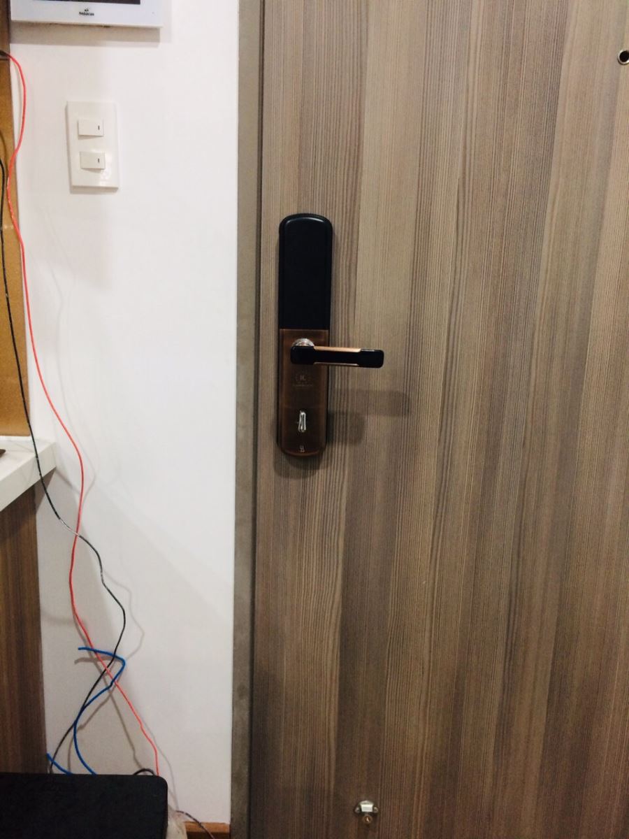 Dịch vụ lắp đặt khóa cửa gỗ ở Đà Nẵng tại Nhà chuyên nghiệp-2